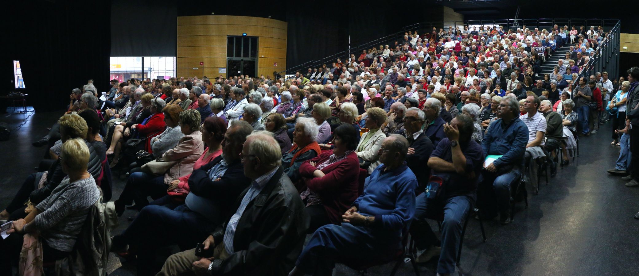 hopital 500 personn dans le public 2