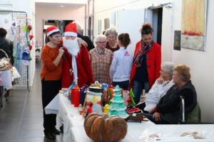 12.marche de noel _ Ehpad Grains Dores (2)