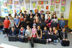 31. orchestre a l ecole_remise instruments_octobre