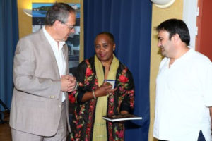 06_remise_medaille de la ville_BarbaraHendricks (1)