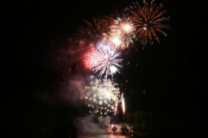13.feu d'artifice sonorise