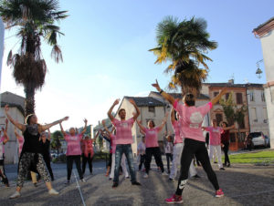 5.2.Octobre ROse_ Zumba géante cloture