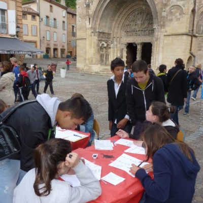 journee_MoyenAge_organisee par_les5eme_college_FrancoisMitterrand (1)