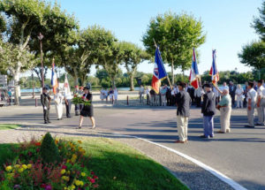 3.hommage Monuments aux Morts_commémoration Liberation de la ville (1)